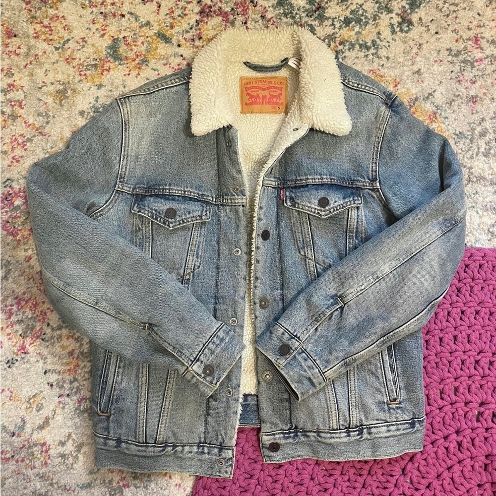 Levi’s sheering denim jacket